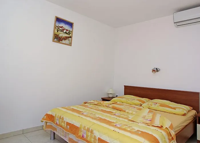 Foissner * Zavalatica