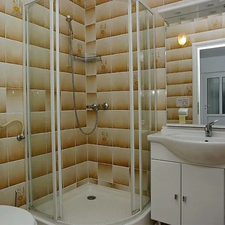Foissner Apartman *